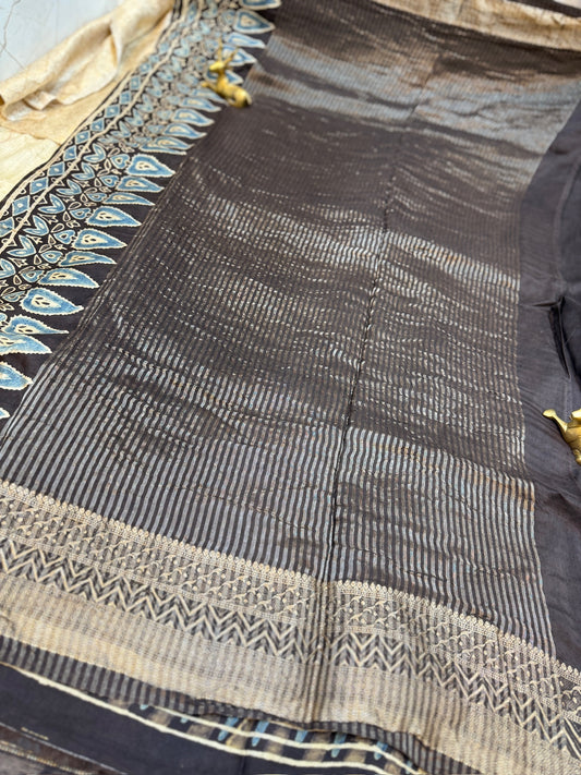 Dola Silk Saree with Ajrak Print | Black with flower butta