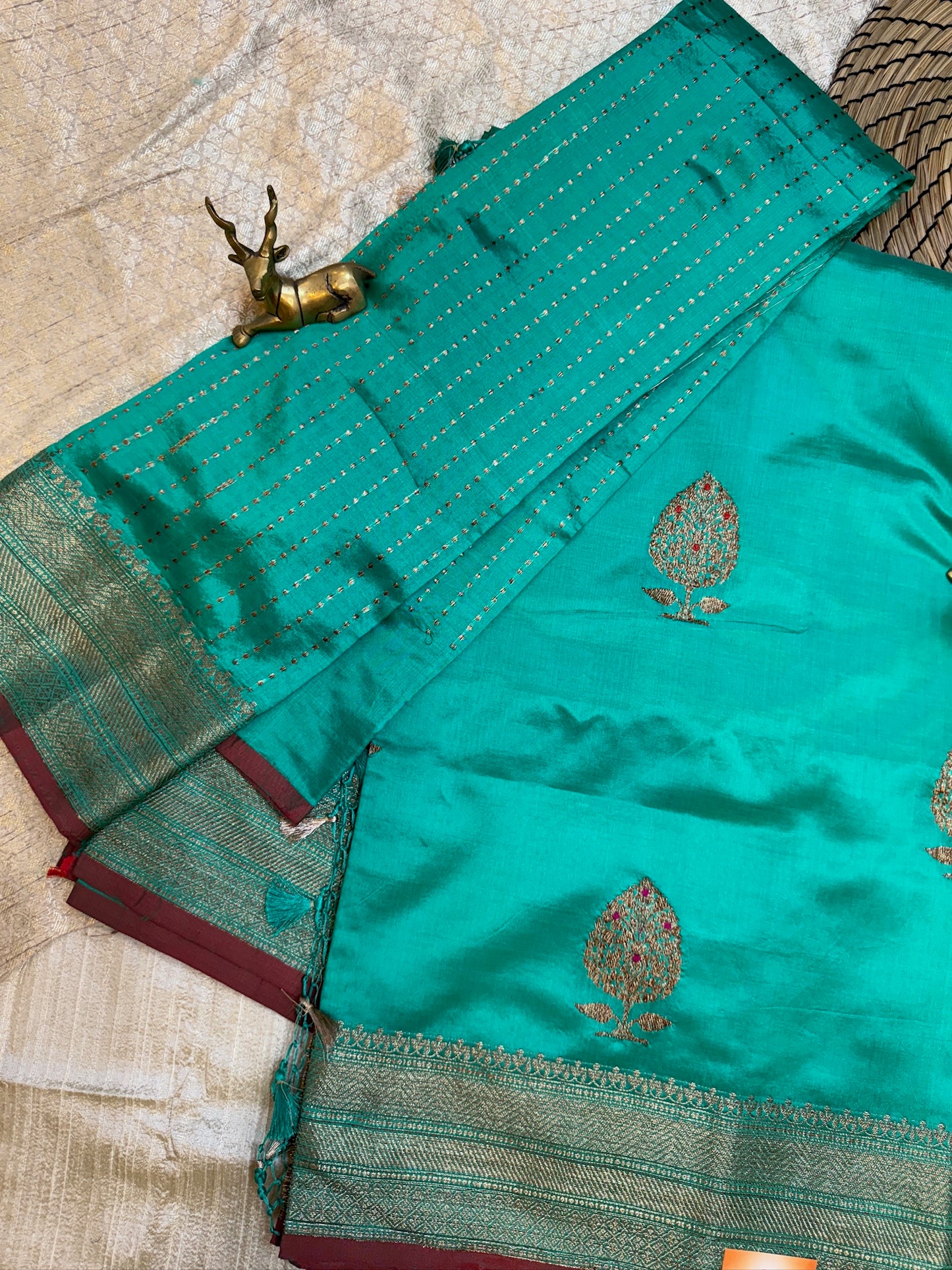 Raw Mango Kadwa Silk Saree Green (Banarasi)