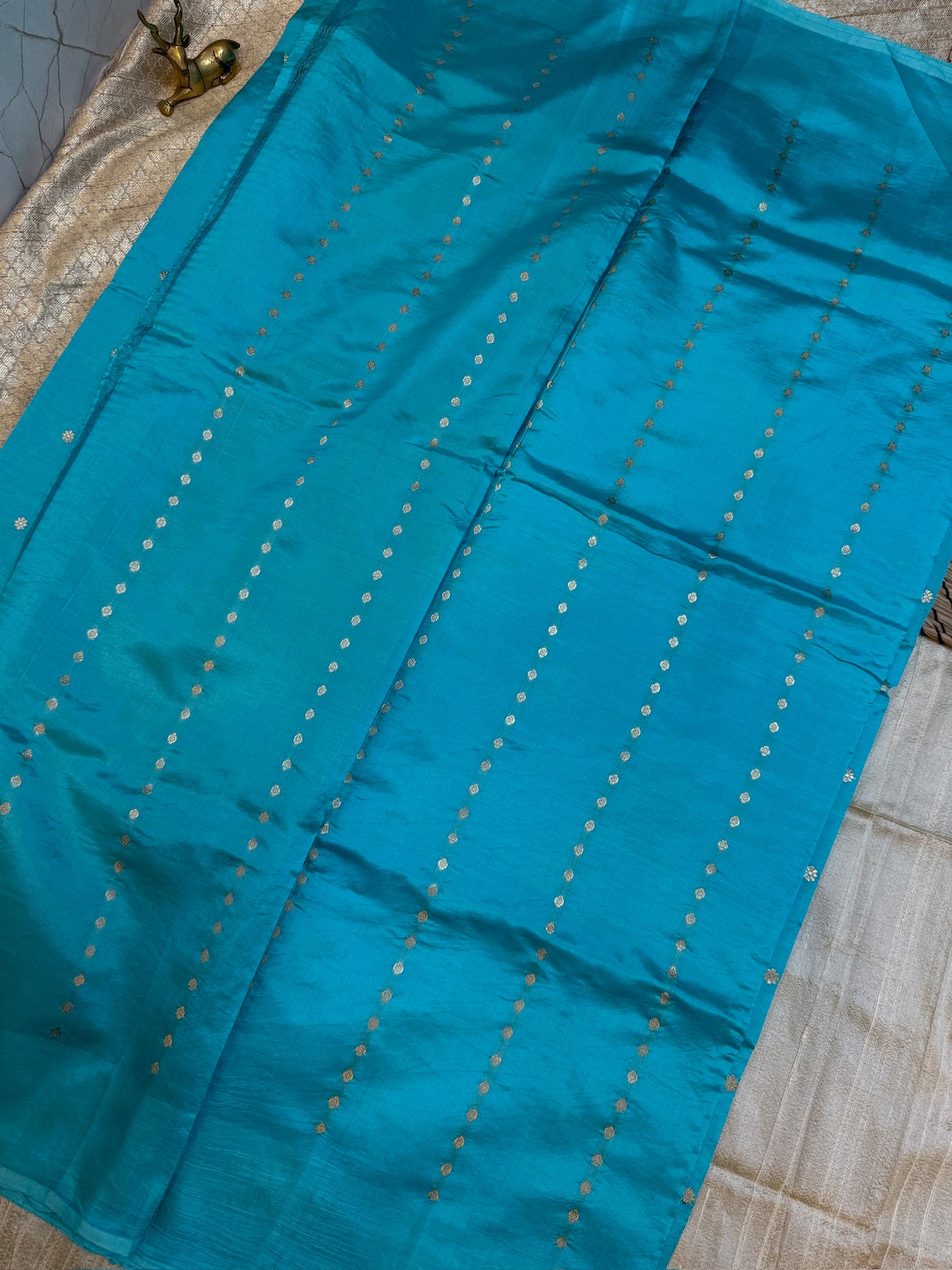 Raw Mango Kadwa Silk Saree Blue (Banarasi)