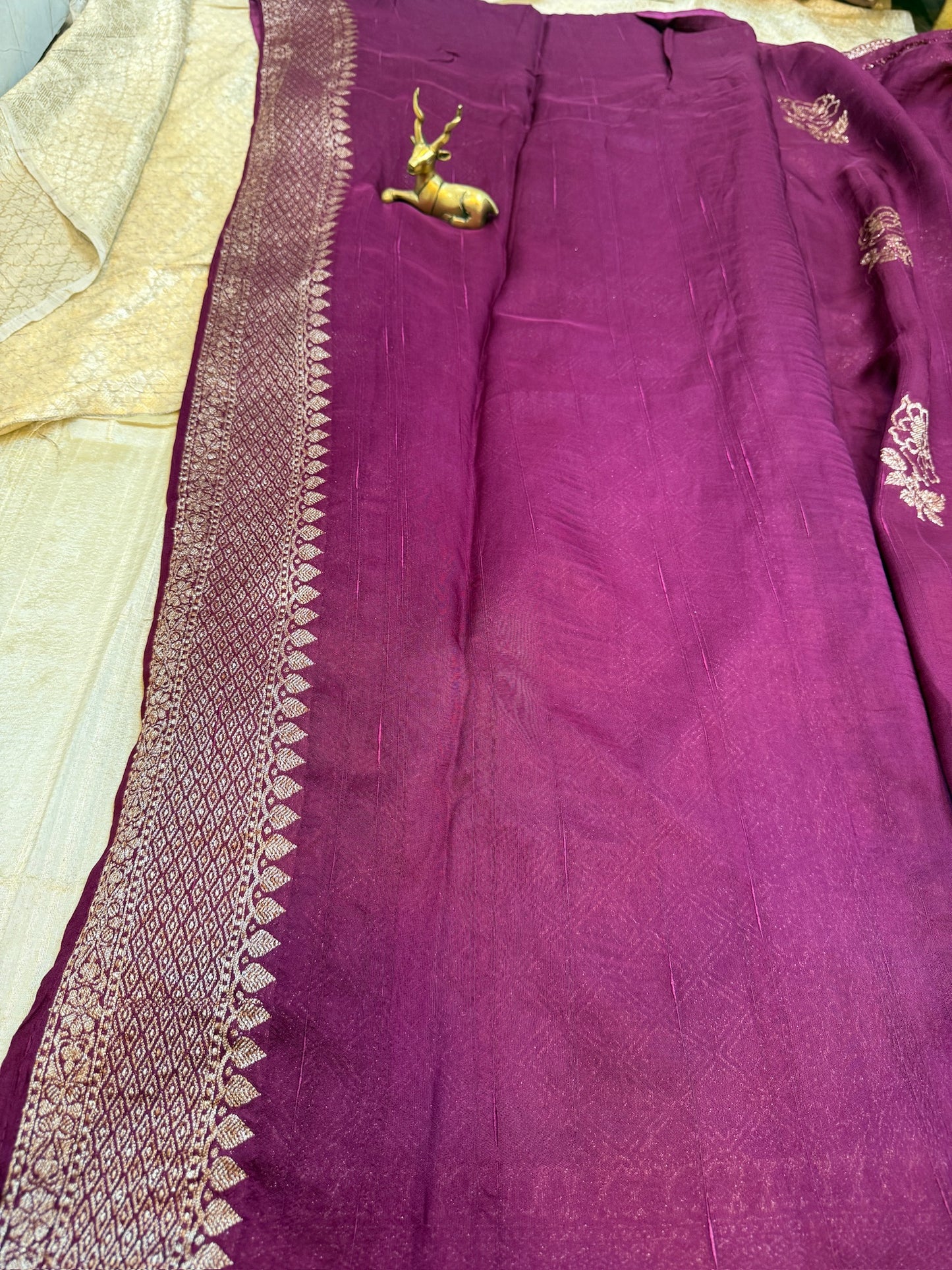 Dola Silk Saree with Flower Butta| Purple