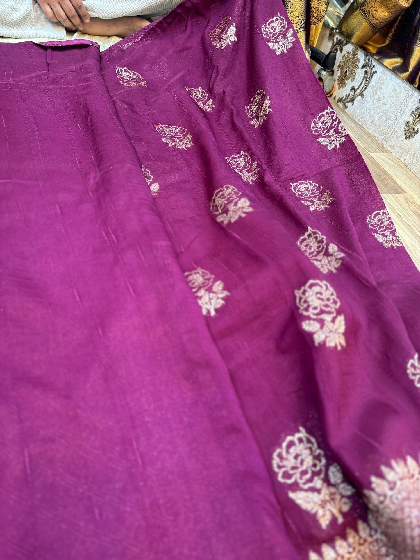 Dola Silk Saree with Flower Butta| Purple
