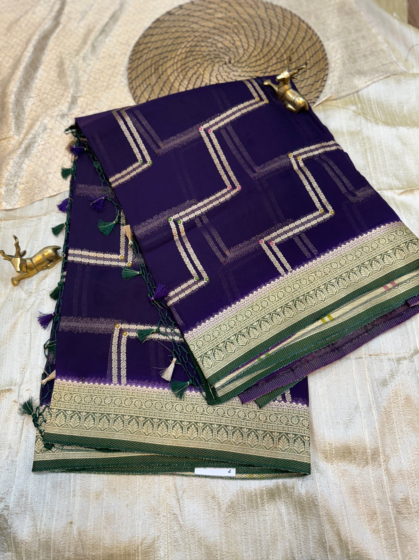 Kora Silk Saree Banarasi with Zig Zag lines| Purple