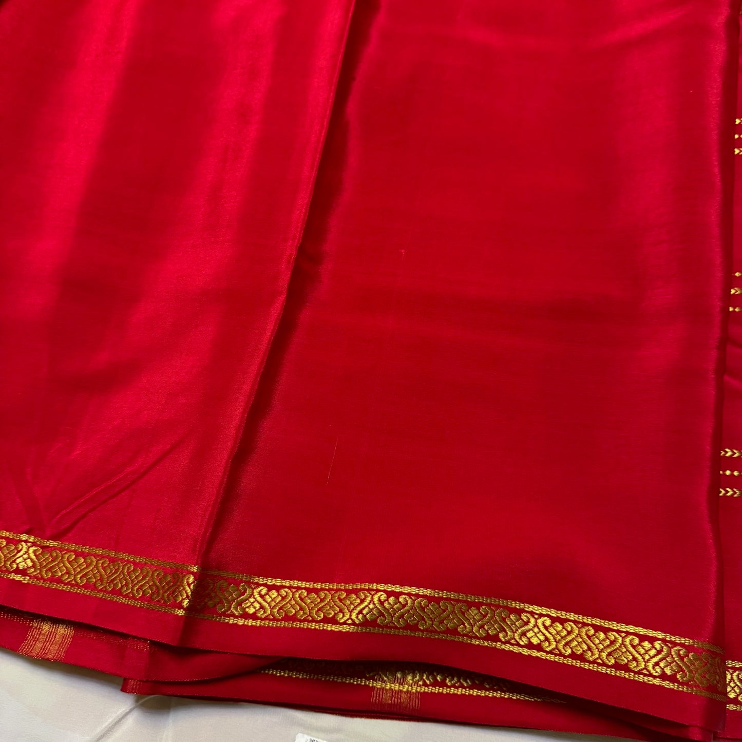 Pure Crepe 120 GSM  Mysore Silk Saree | Horizontal Stripe butta| Red