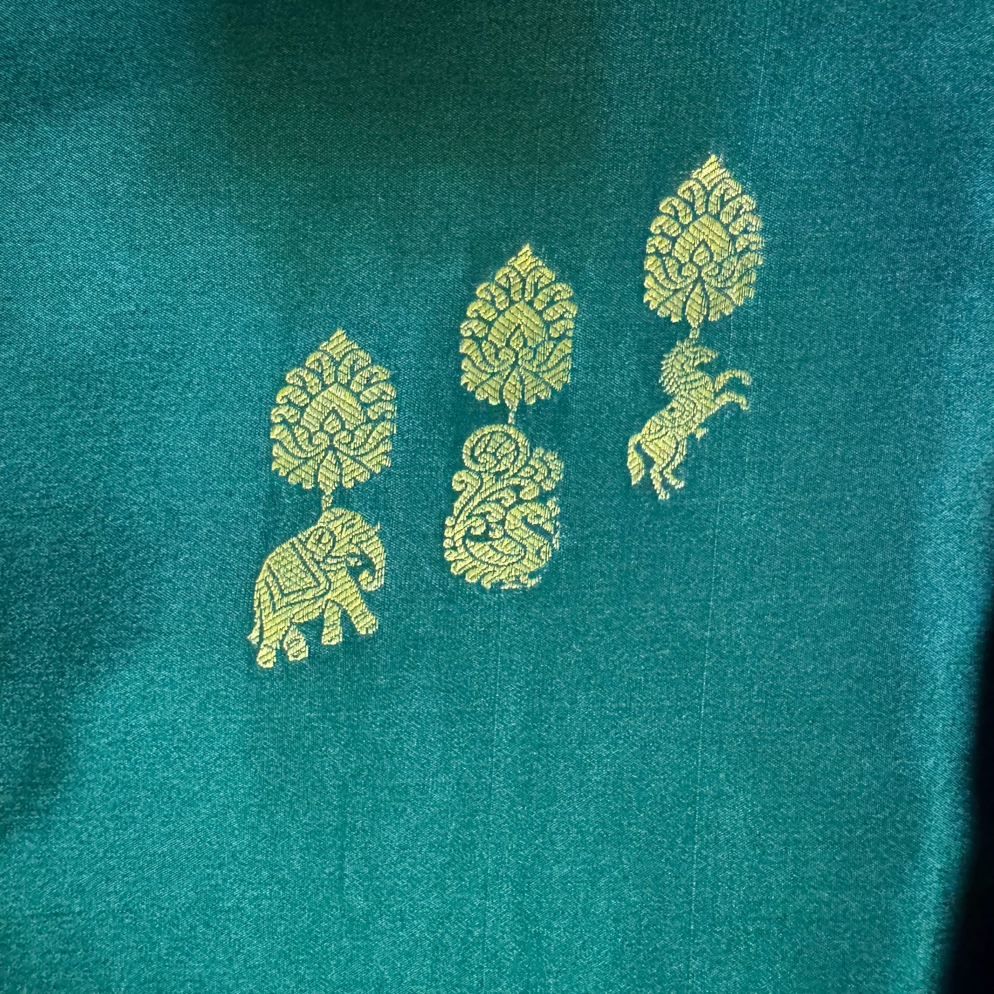 Pure Crepe Mysore Silk Saree| Elephant, Peacock, Horse butta | Green