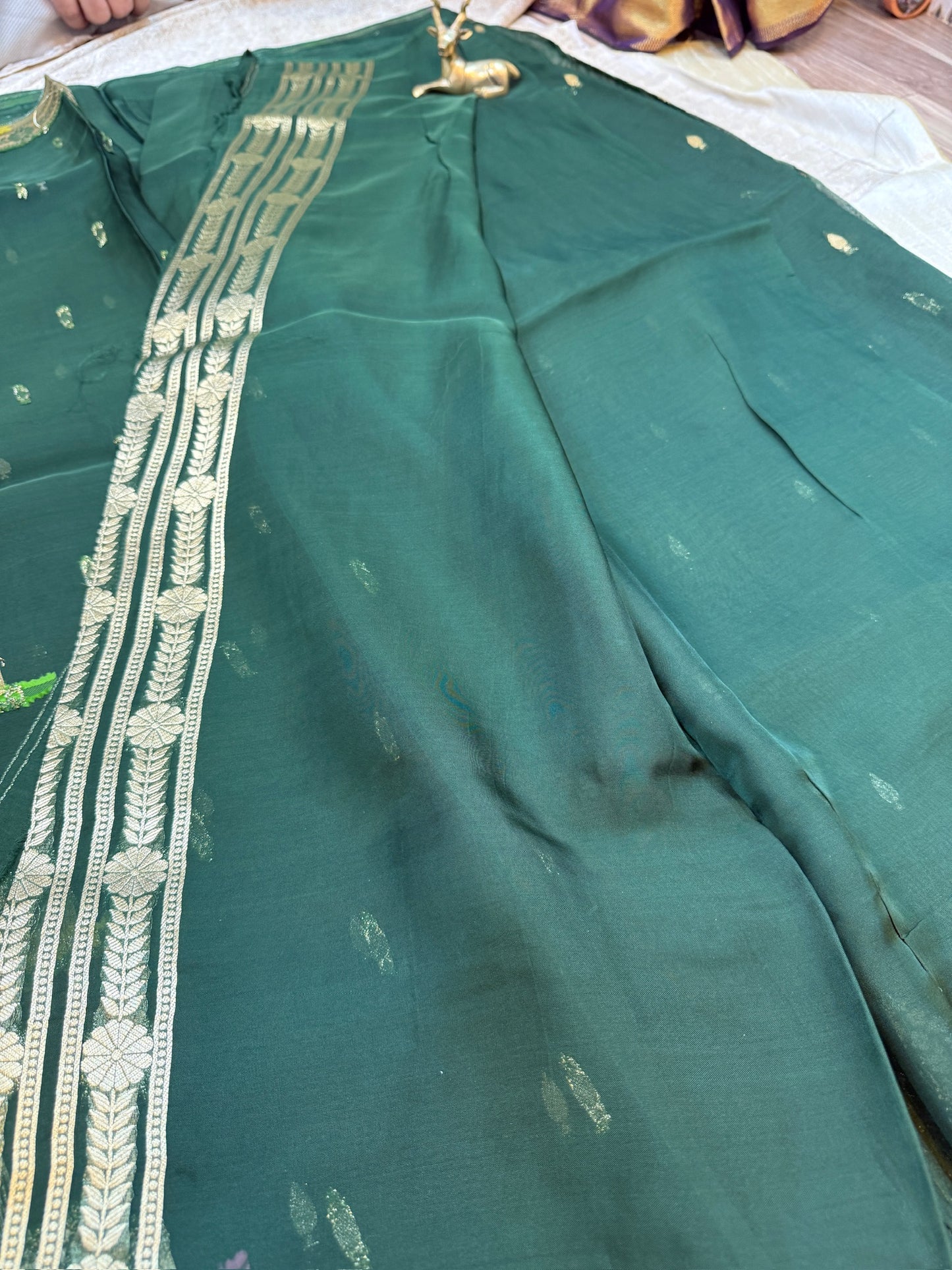 Kora Silk Saree Banarasi with Tree Butta | Green